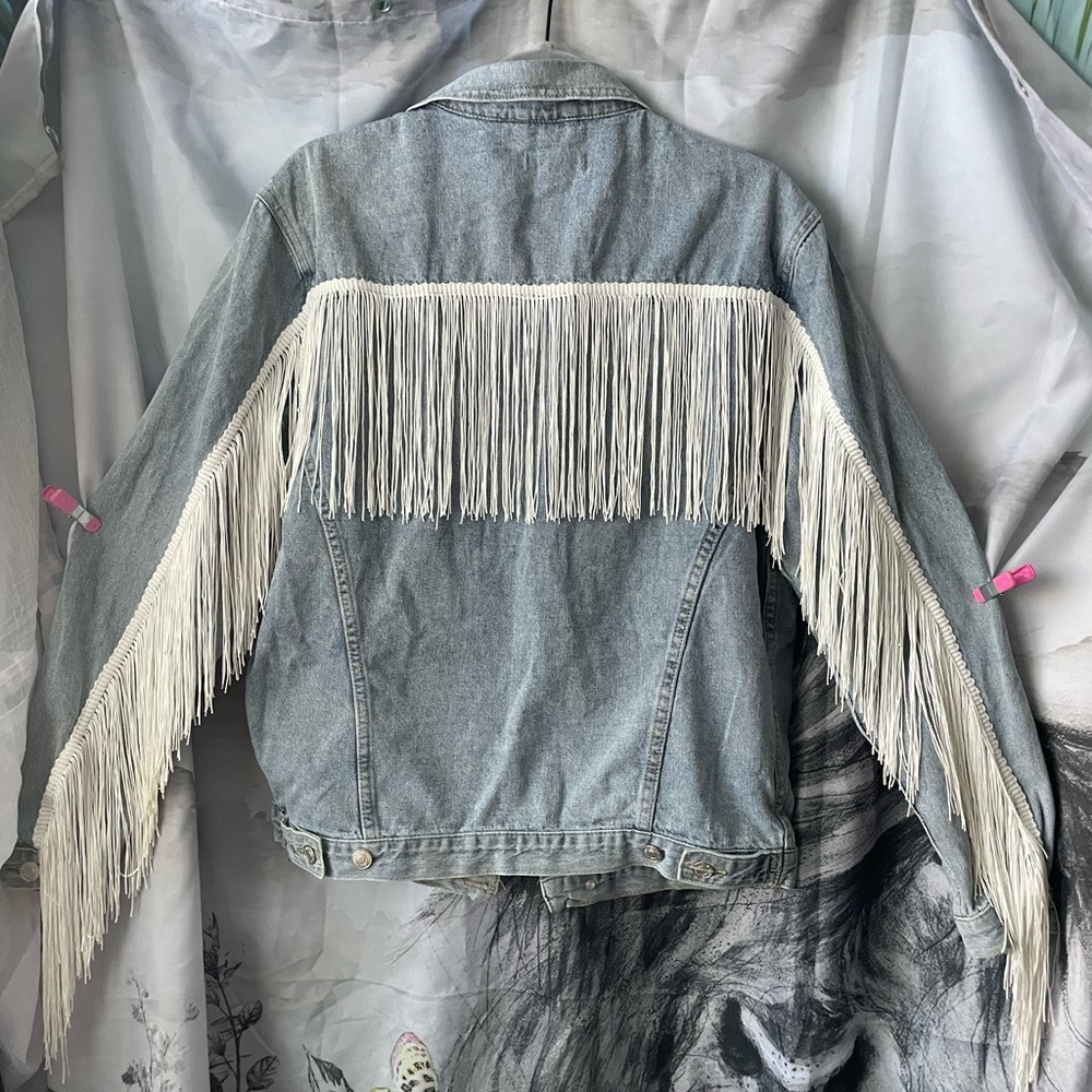 NWOTS! Boyfriend Denim Long Sleeve Loose Jean Jacket with fringe!  Runs large!